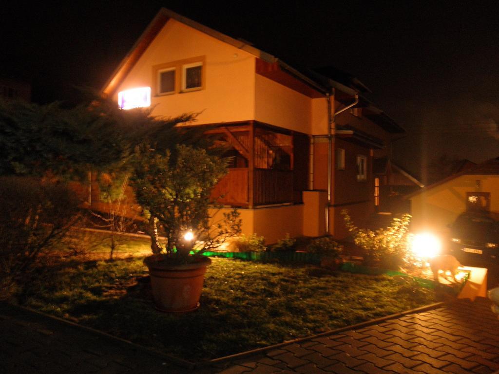 Penzion Ivana Валашске-Мезіржічі Екстер'єр фото
